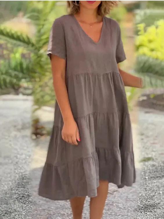 Chemise de nuit élégante et légère avec des ornements de couleur rose pour les femmes
