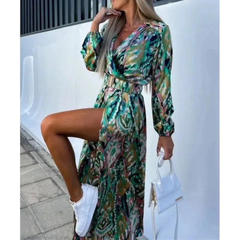 Vella Top d'été à col en V avec imprimé graphique et fente sur le côté pour un look élégant